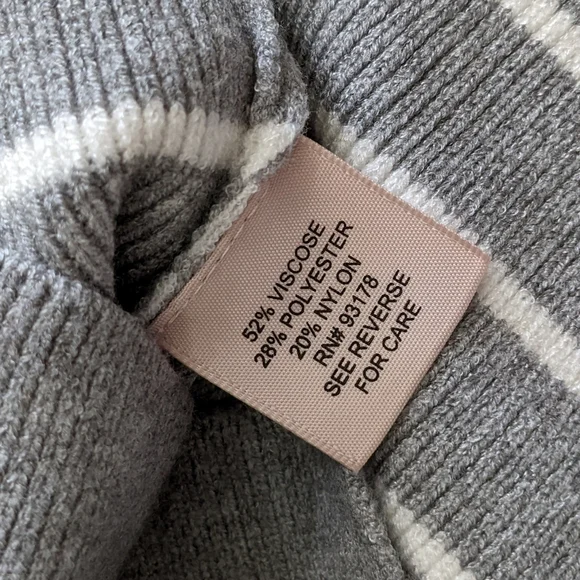 Philosophy Sweater NWT - Picture 7 of 10